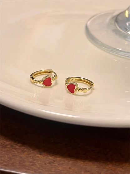 Black and red love heart earrings for women, alloy summer ear clips with geometric design