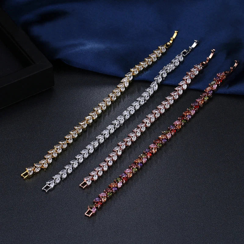 Women's fashion horse eye zircon bracelet with inlaid gems in various colors