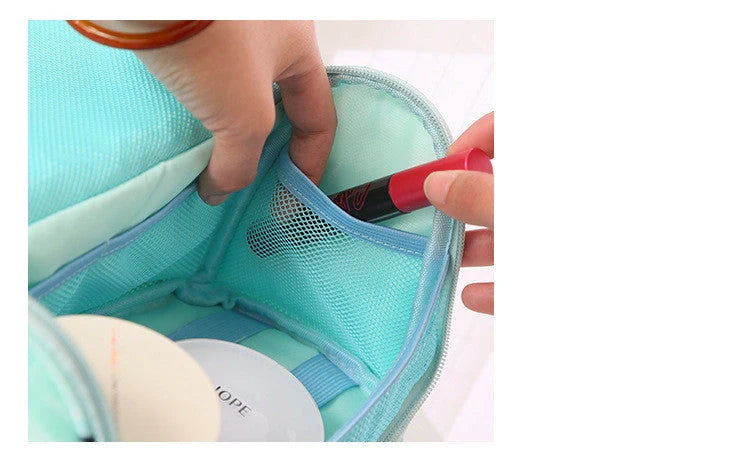 Large-capacity nylon wash bag with four mesh compartments for travel organization