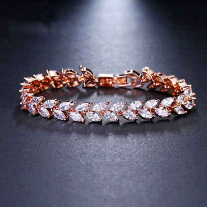 Women's fashion horse eye zircon bracelet with inlaid gems in various colors