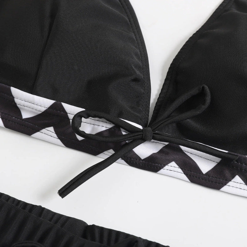 Zigzag print ladies bikini swimwear with geometric pattern on 82% polyester fabric