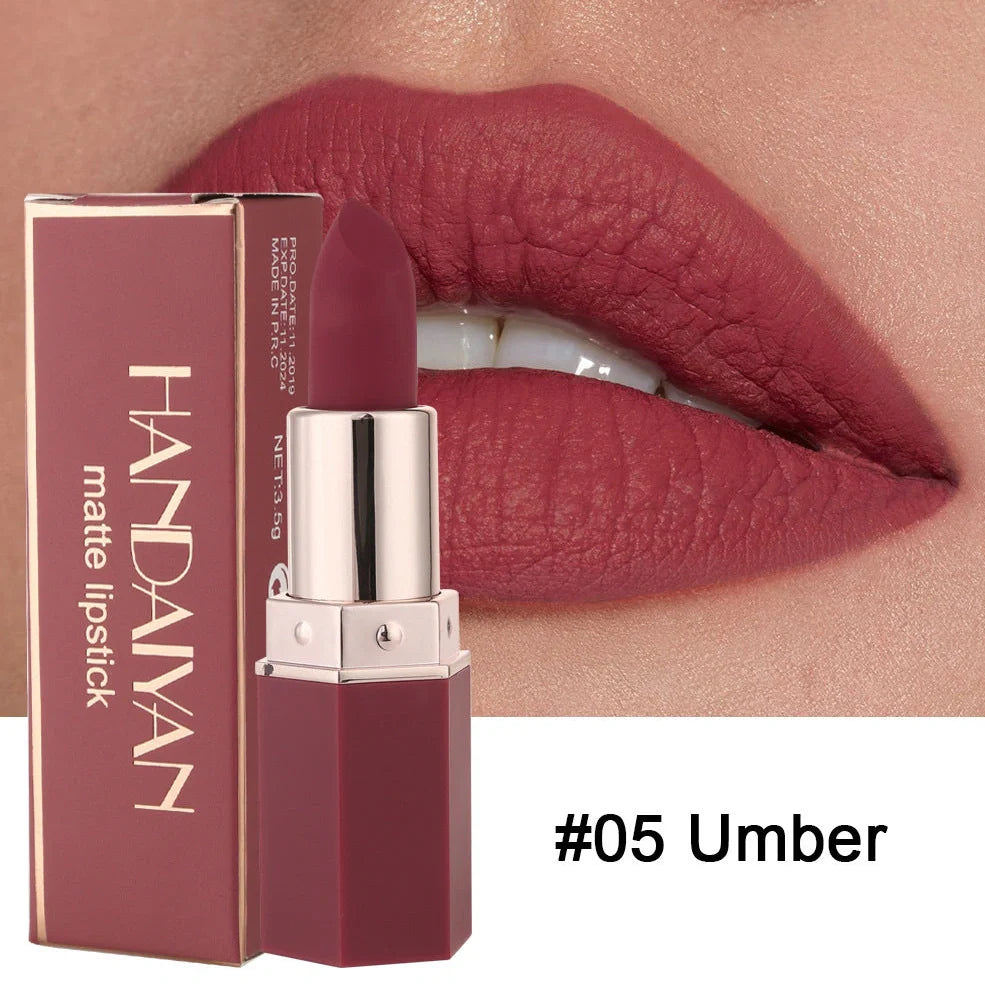 Six colour matte non-stick lipstick with 3.5g formula containing multivitamins and mineral oil