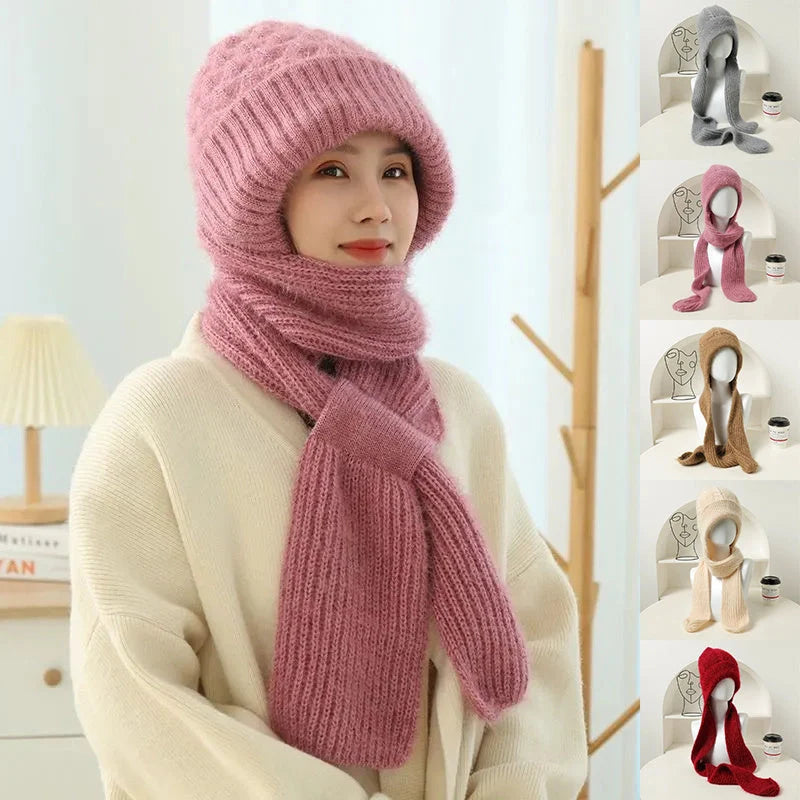 Women's fleece-lined knitted hat and scarf set in various colours for winter warmth