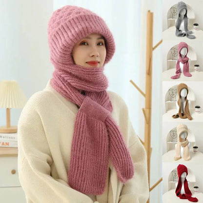 Women's fleece-lined knitted hat and scarf set in various colours for winter warmth