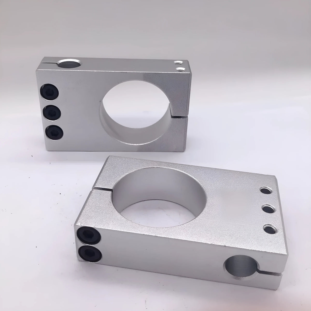 Aluminium alloy cross clamp for same diameter rods in size 38mm x 38mm apricot colour