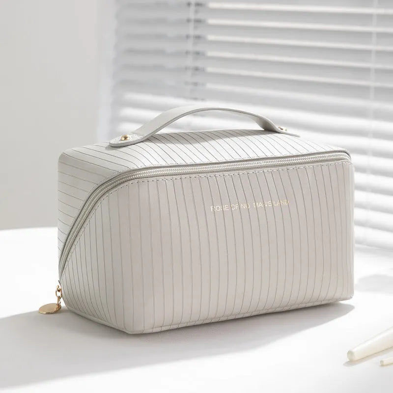 Vertical pattern pillow makeup bag cubic shape 22.5 cm PU material beige black brown grey pink options