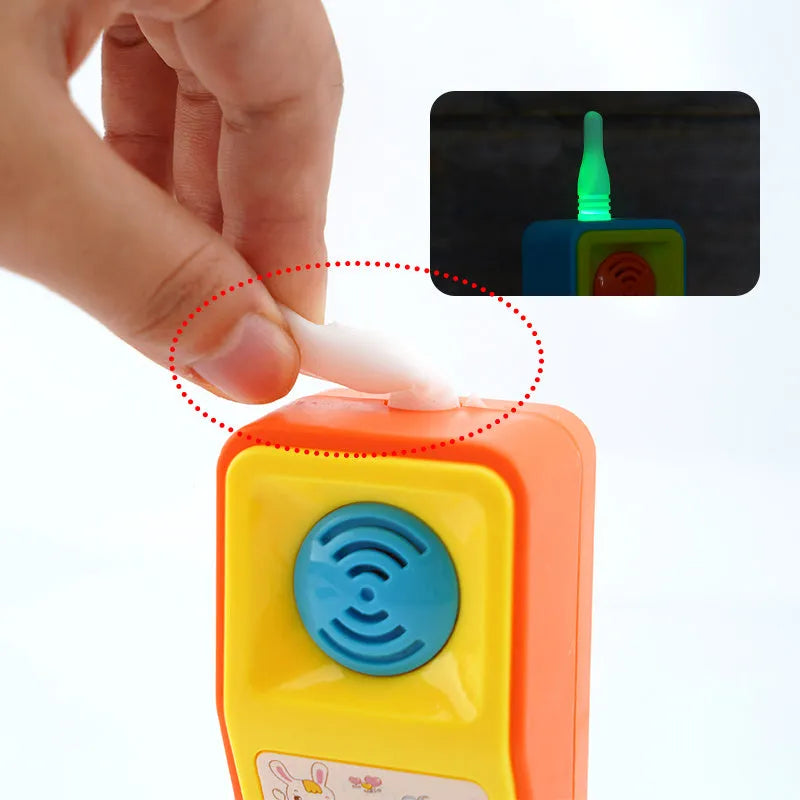 Children's battery-powered cartoon animal toy with sound and light effects for age 3+.