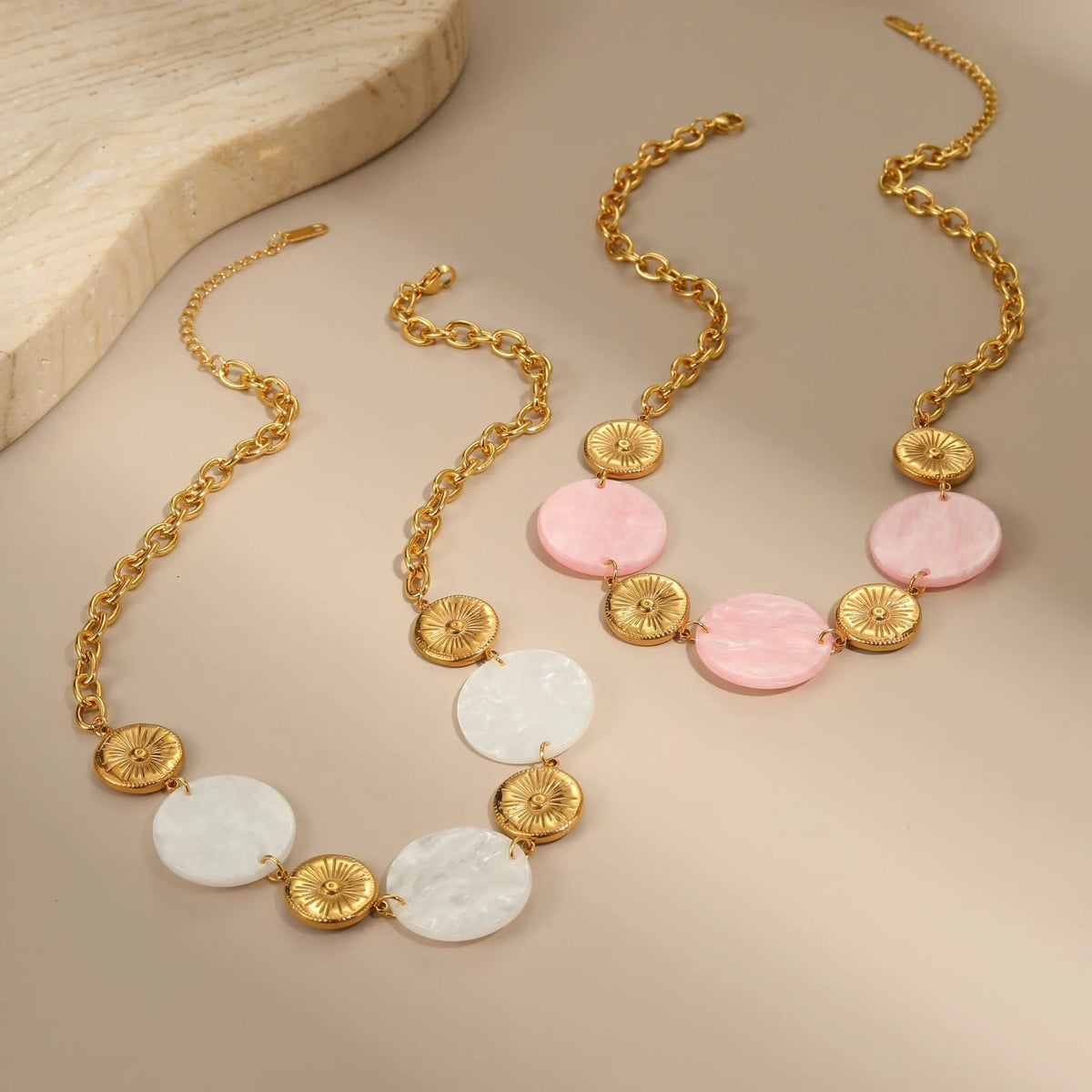 Round acrylic disc pendant necklace on stainless steel chain, pink colour, adjustable 41-50cm, women's fashion OL style
