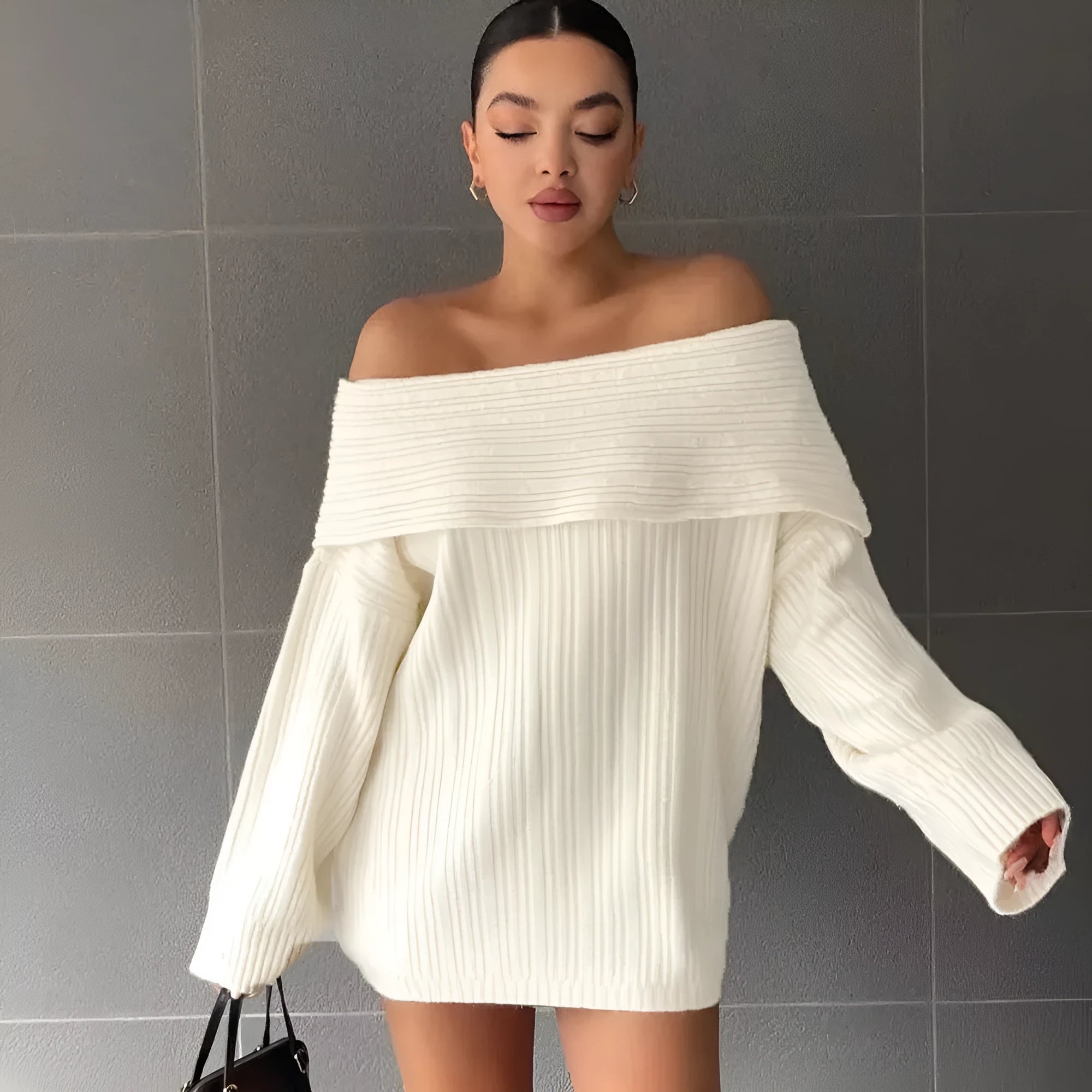 Women's loose acrylic long-sleeve pullover sweater in white, black, khaki, or red colours