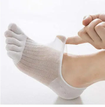 Modal cotton five-finger boat socks in black colour showing ultra-thin construction and toe separation.