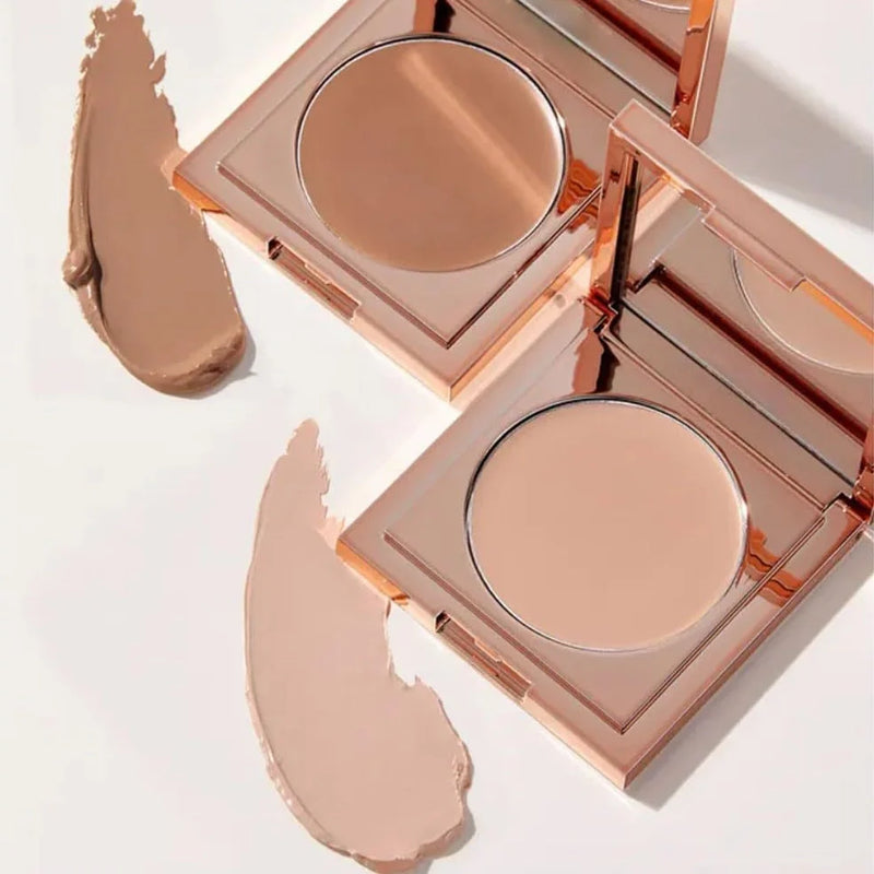 Coloured clay undereye corrector concealer with 2.2g net content that neutralises dark circles using colour theory principles, available in five shade options including natural colour and orange for targeted correction