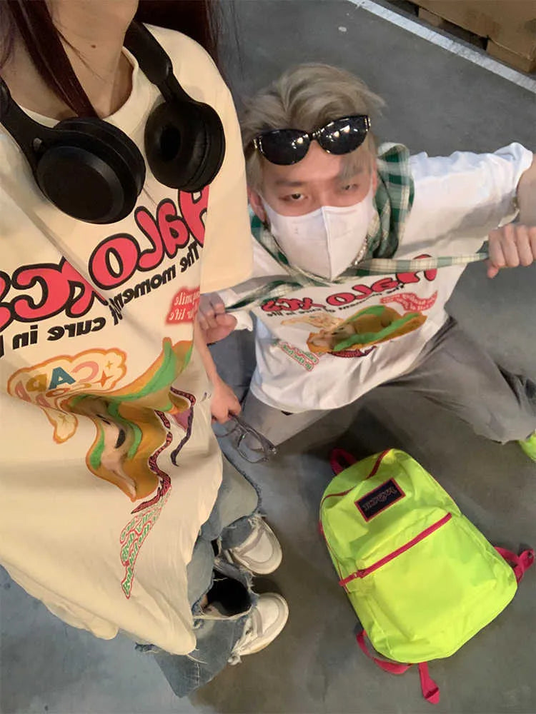 Cartoon hamburger dog printed cotton t-shirt for couples in loose fit with short sleeves