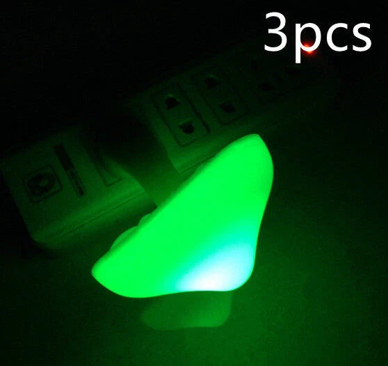 Cozy Mushroom-Shaped Night Light with Automatic Sensor for Warm, Soothing Illumination in Bedrooms and Nurseries