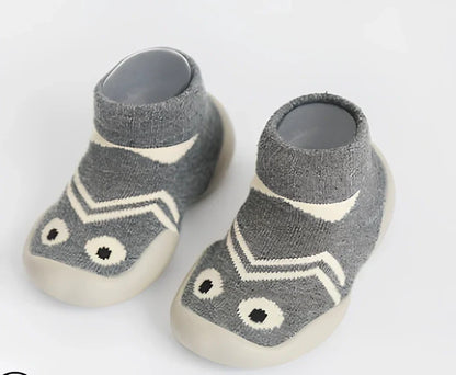 Breathable combed cotton toddler floor socks in black bow tie pattern, size M for 12.5-13.5cm feet, mesh for sweat absorption