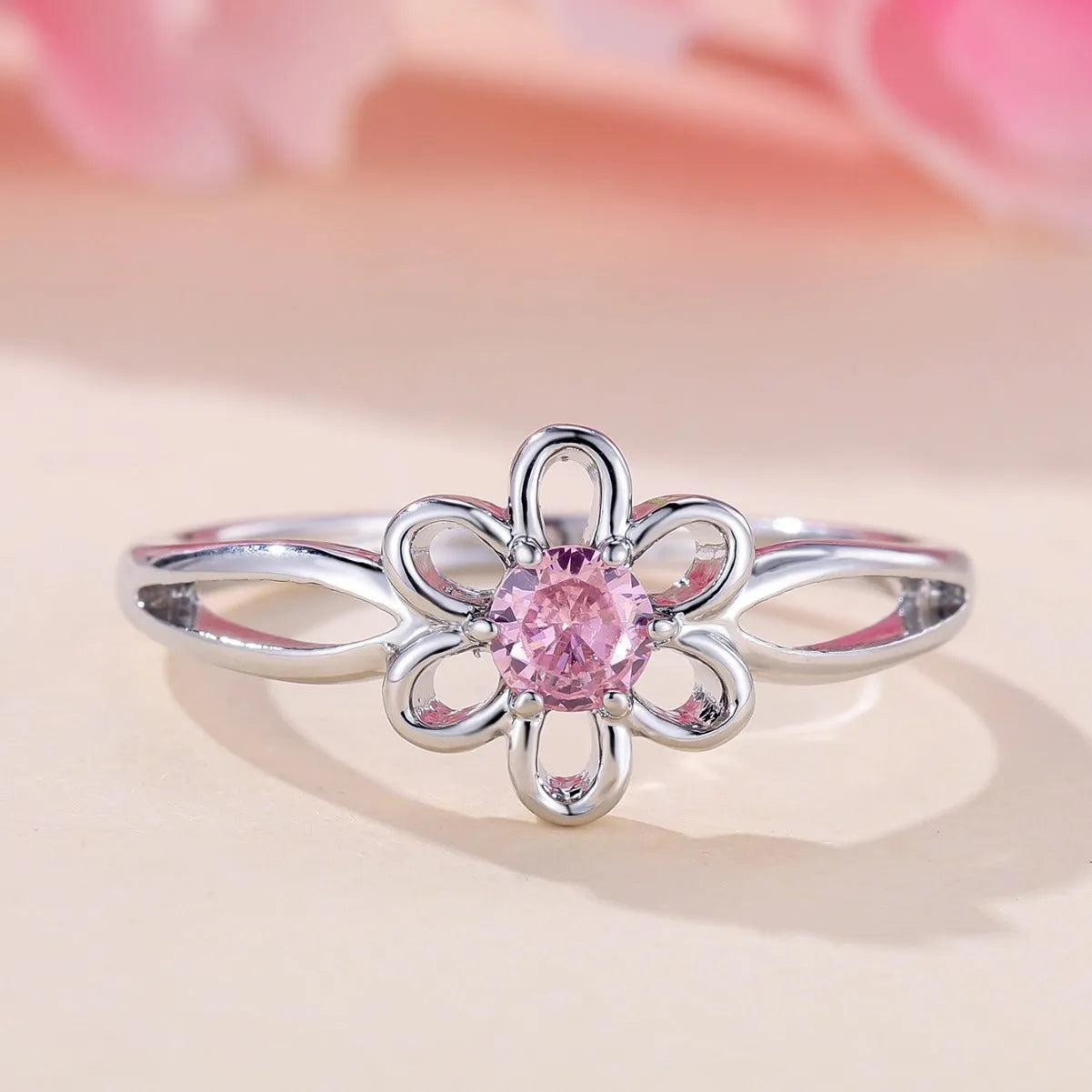 Women's hollowed floral fashion ring in electroplated copper with UK sizes 5-13