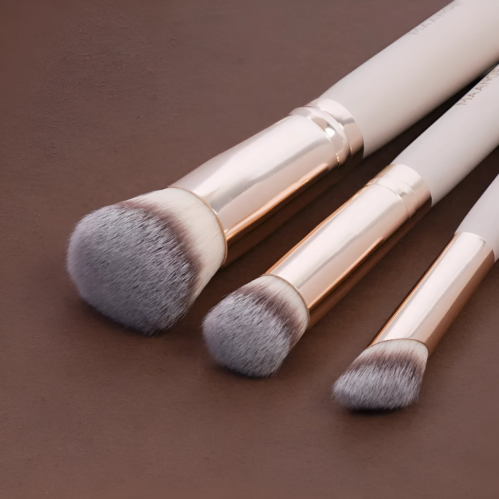 3-piece wooden handle makeup brush set with triangle powder puff in apricot and black colours