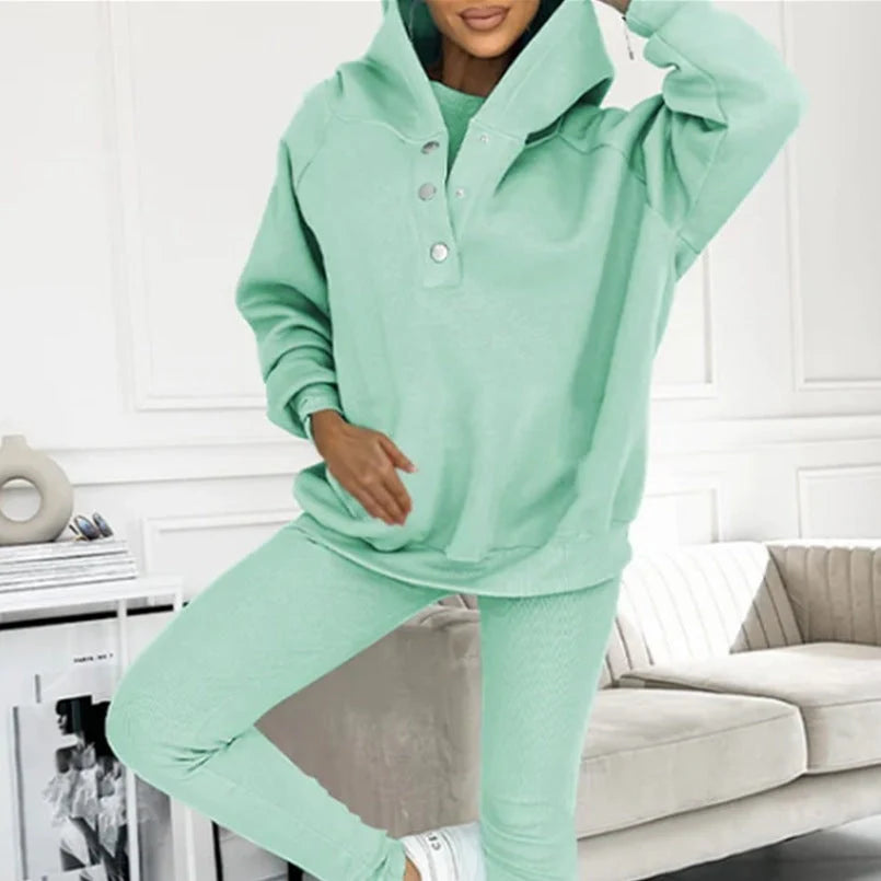 Women's 3-piece sports suit with hooded sweatshirt and slim trousers in various colours