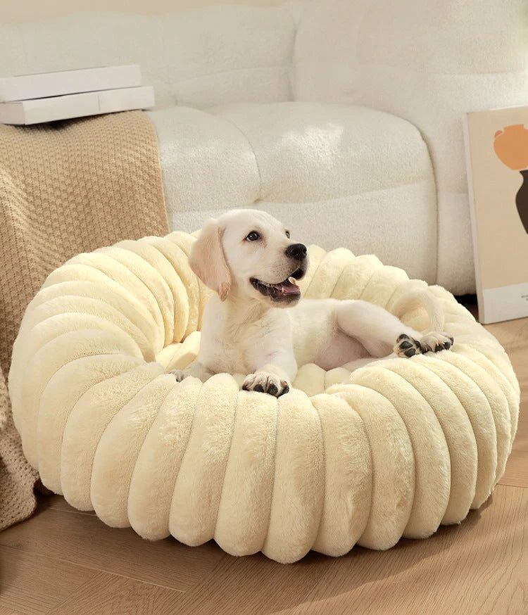 Round plush pet kennel for dogs in various colours and sizes
