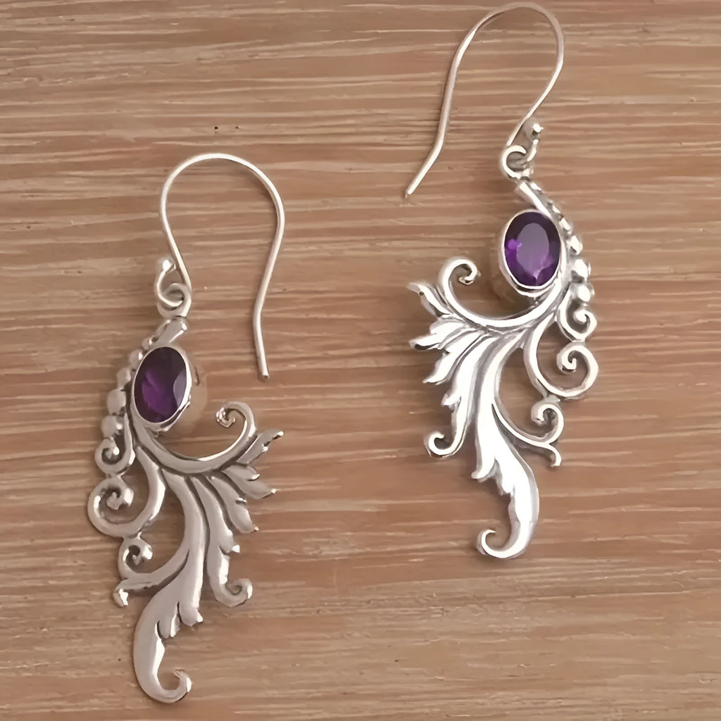 Retro distressed ethnic earrings in antique silver with diamond pendant shape, made from zinc alloy