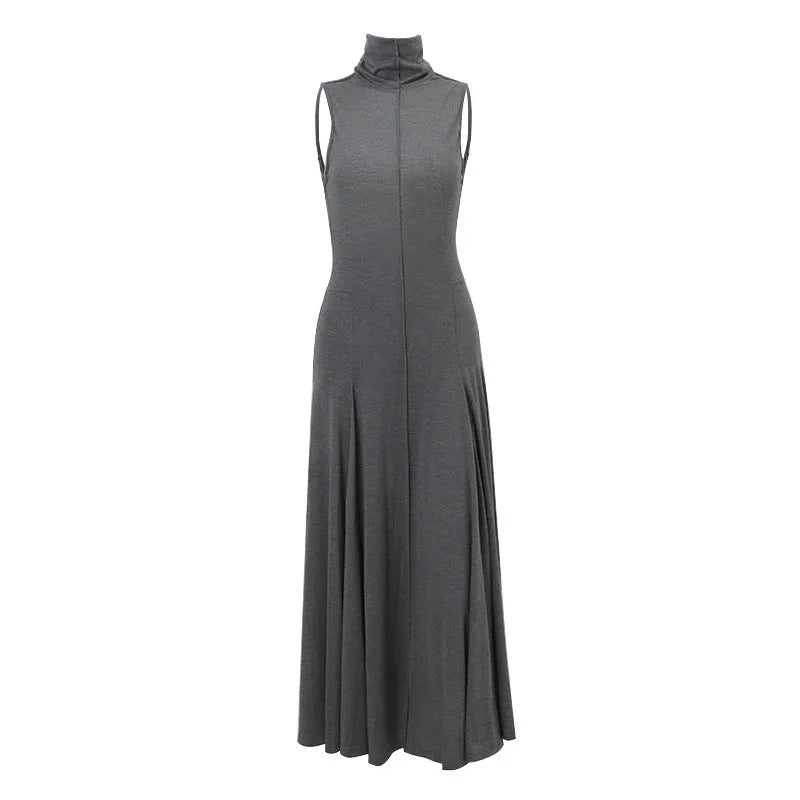 Grey slim-fit backless dress with half-turtleneck and high-waist design