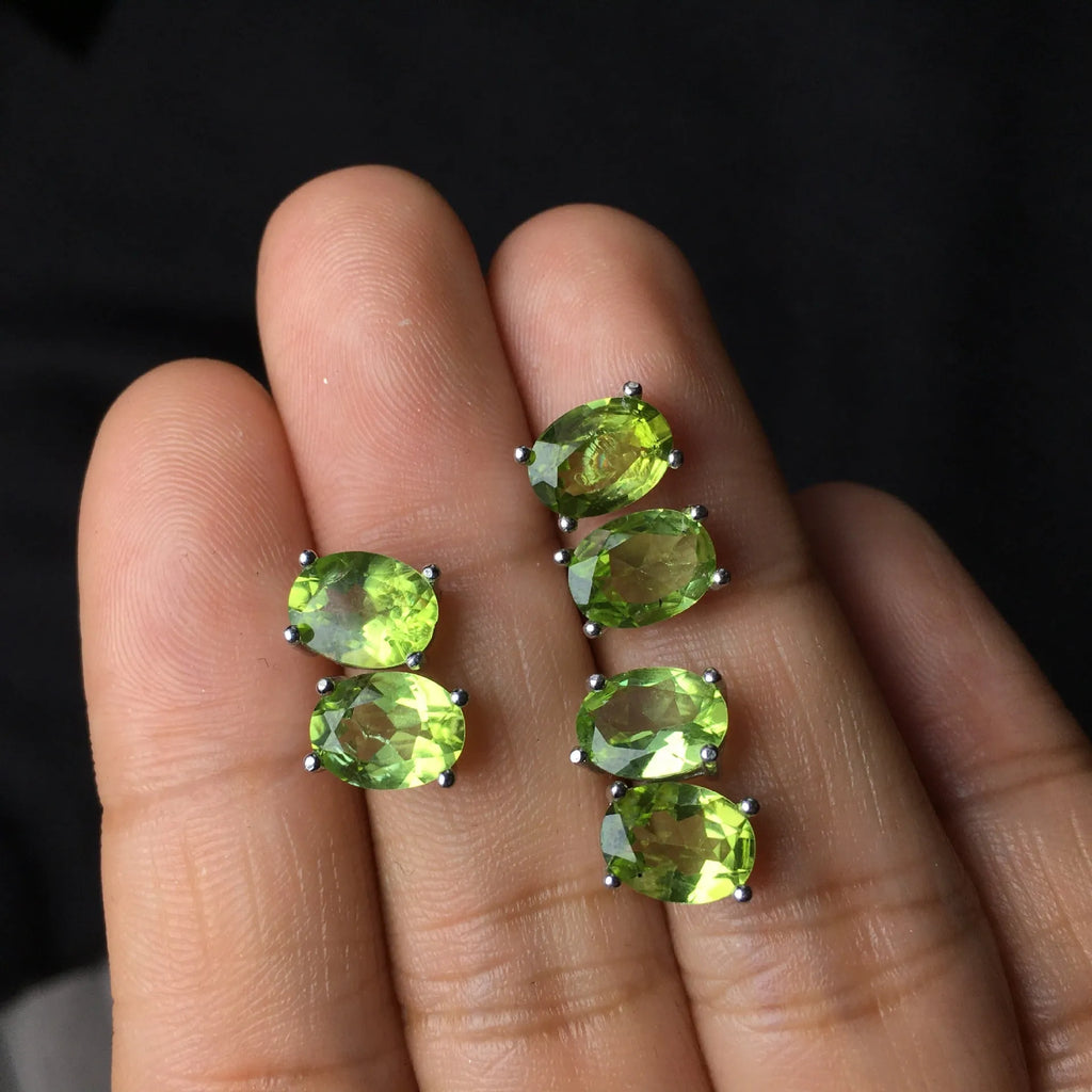 Natural grass green olivine faceted stud earrings in S925 silver setting, 6x8mm geometric ellipse shape