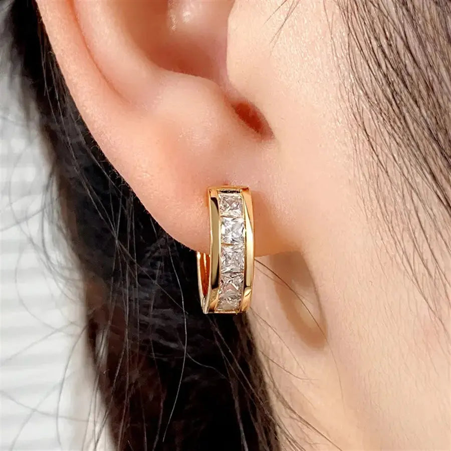 Geometric quadrilateral copper earrings in gold or silver colour for women's fashion jewellery