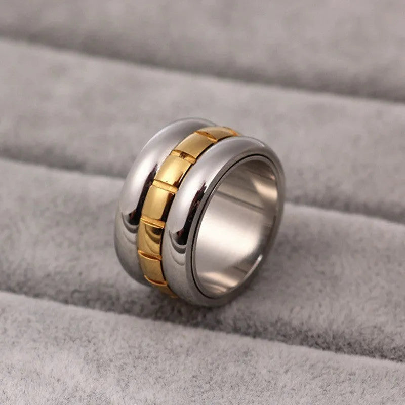 Gold titanium steel knuckle ring with ultra-wide design and rotatable tail mechanism