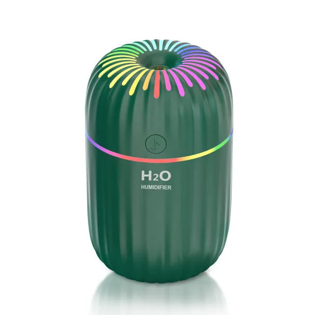 Green animal design USB car aromatherapy humidifier with 0.5L water tank on display