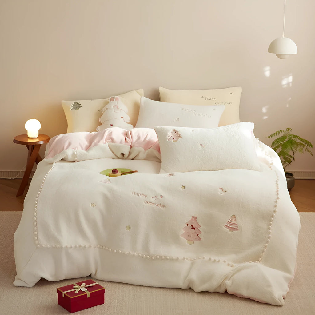 Winter milk fibre four-piece bedding set with green or pink Christmas tree pattern on a fresh style quilt cover.