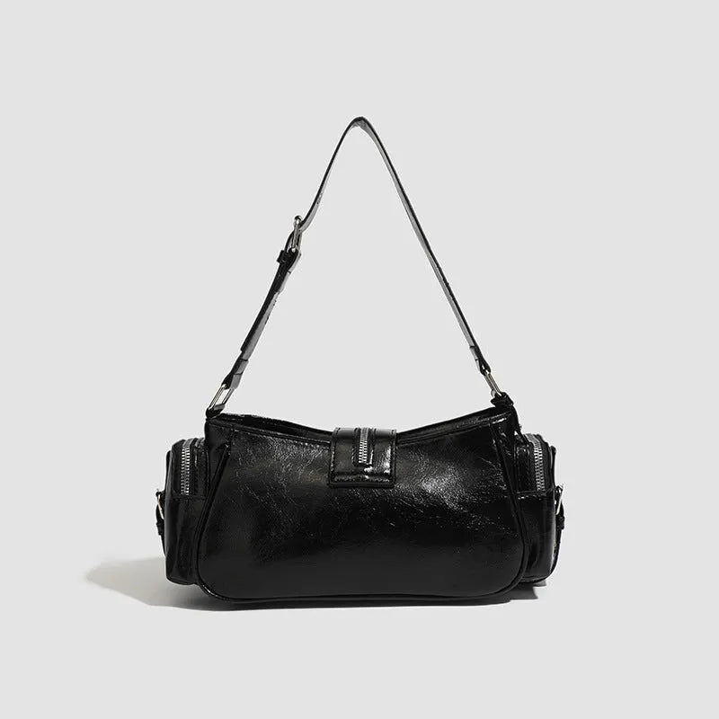 Black retro dumpling-shaped handbag with oil-wax PU leather and multiple interior compartments