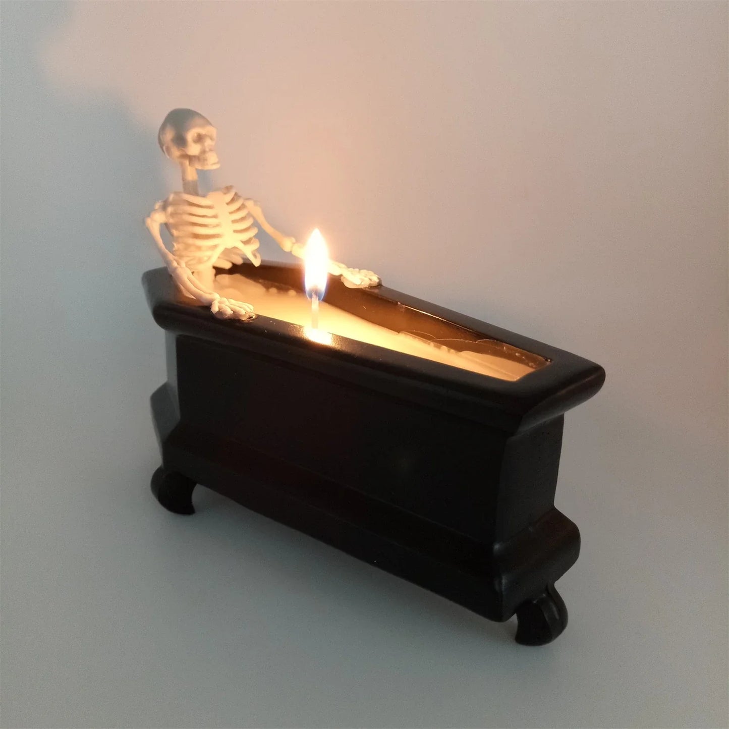 Bubble Bath Skeleton Halloween Ornament Crafted with Premium Resin Wax for Festive New Zealand Decor