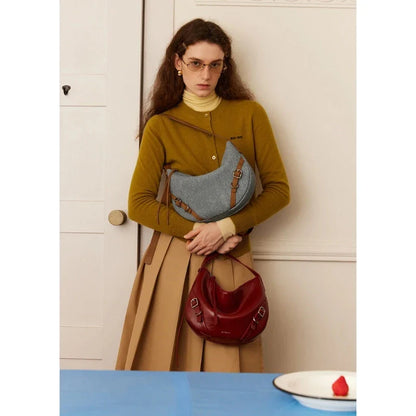 Stylish and Versatile NZ Leather Crossbody Bag by Trendha with Chic Design, Spacious Compartment, and Secure Zipper Closure