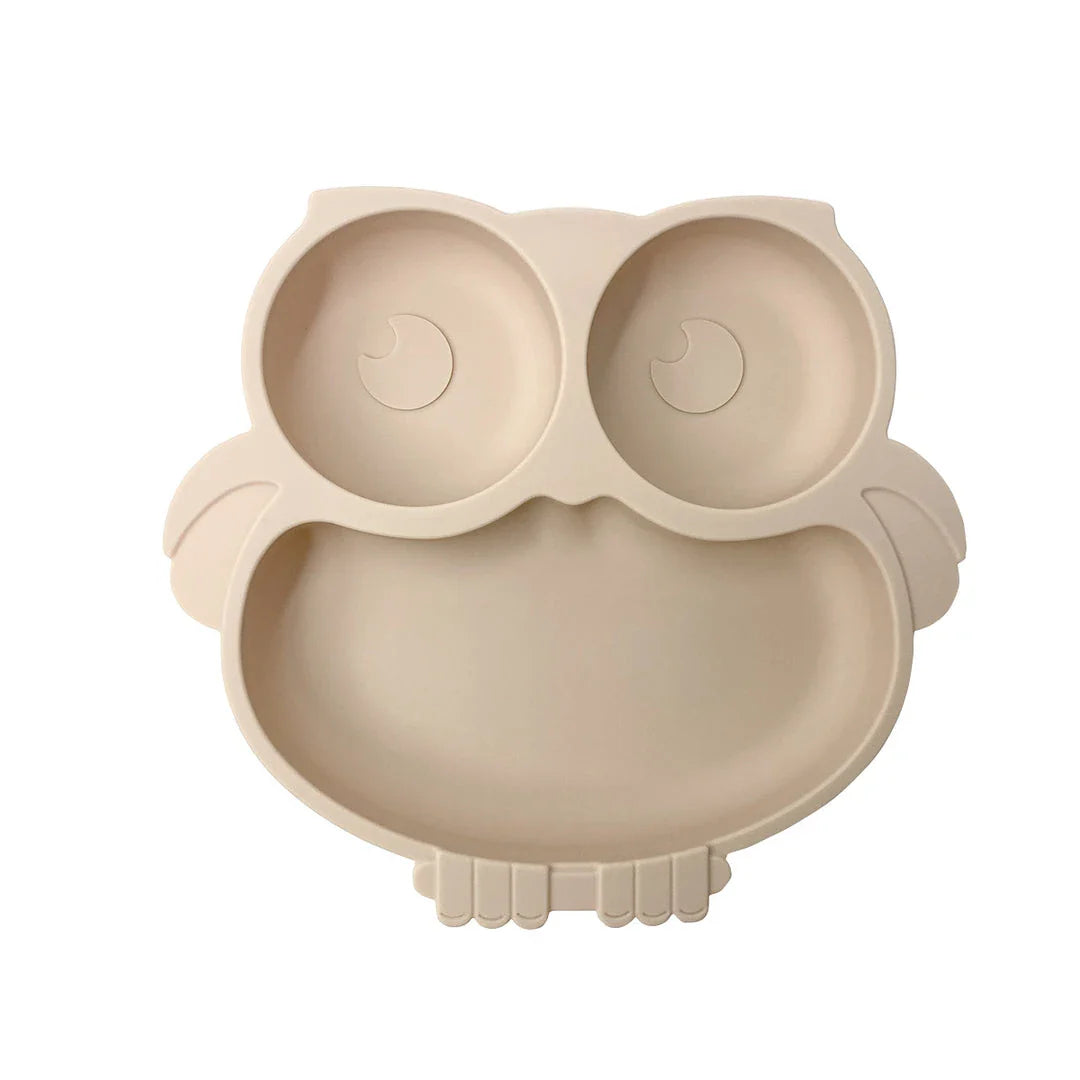 Adorable BPA-free silicone suction plate with a cute owl design, perfect for Kiwi toddlers and babies