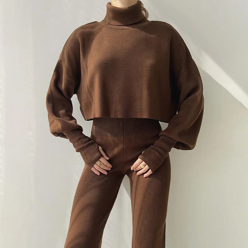 A cosy, high-quality turtleneck fashion set in a variety of stylish colours, designed for the ultimate in Kiwi comfort and style.