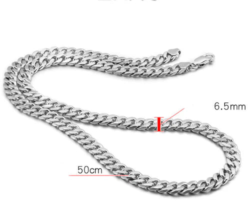 Stylish Cuban chain necklace with rhodium gold plating and silver buttons, a premium accessory for Kiwi fashion