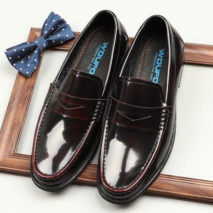 Stylish one-foot patent leather loafers with round toe and flat heel, perfect for the Kiwi commuter