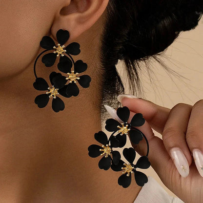 Elegant Camellia Flower Drop Earrings - A Charming Kiwi Accessory with Three Delicate Floral Blooms