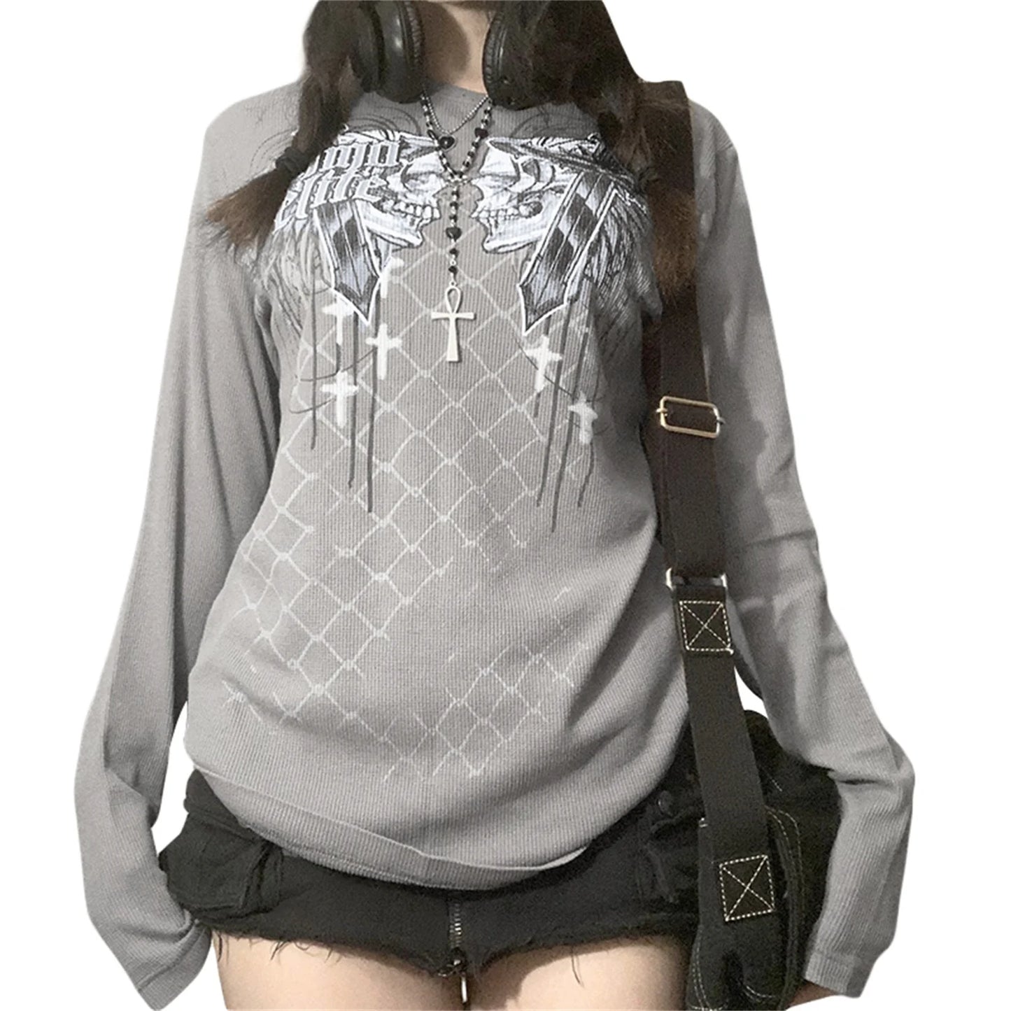 Women's pullover with skull print design, perfect for casual Halloween celebrations in New Zealand