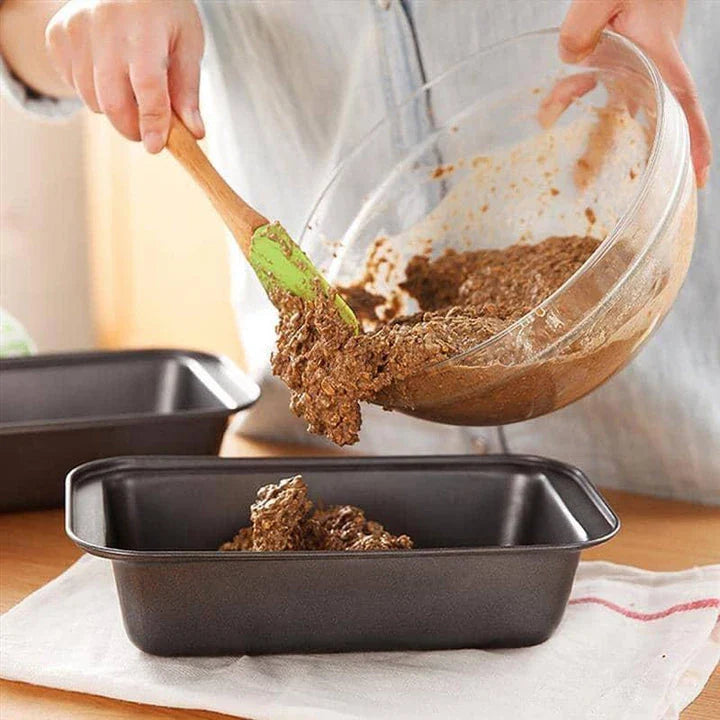 Trendha Rectangular Loaf Pan in black color, featuring a non-stick surface and durable tinplate construction for reliable baking in Kiwi kitchens.