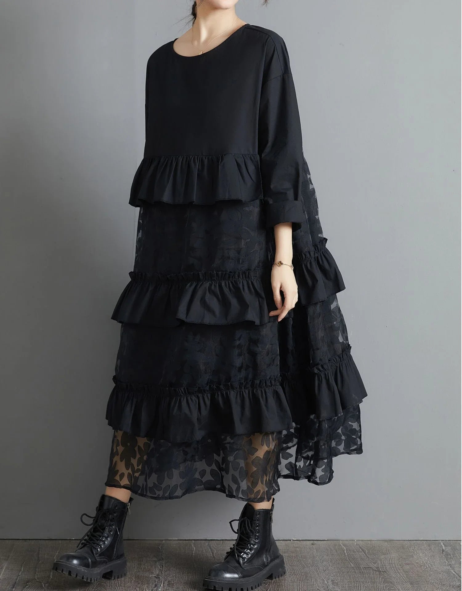 Stylish plus size black dress with lace stitching and long sleeves, perfect for retro-inspired style