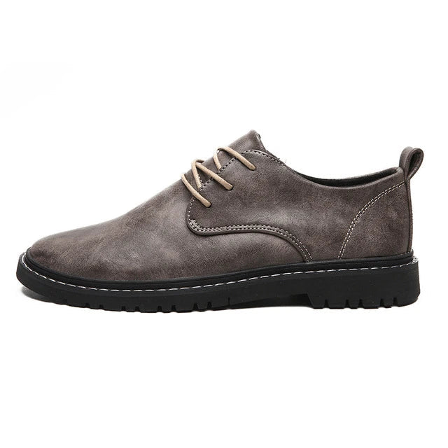 Stylish and comfortable men's low-top lace-up shoes with artificial PU upper and rubber sole, available in classic Kiwi-friendly colours