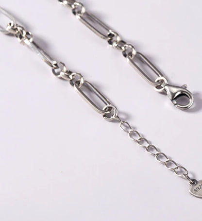 Handcrafted 925 sterling silver bracelet with a delicate heart design, a timeless and elegant accessory for Kiwi women.