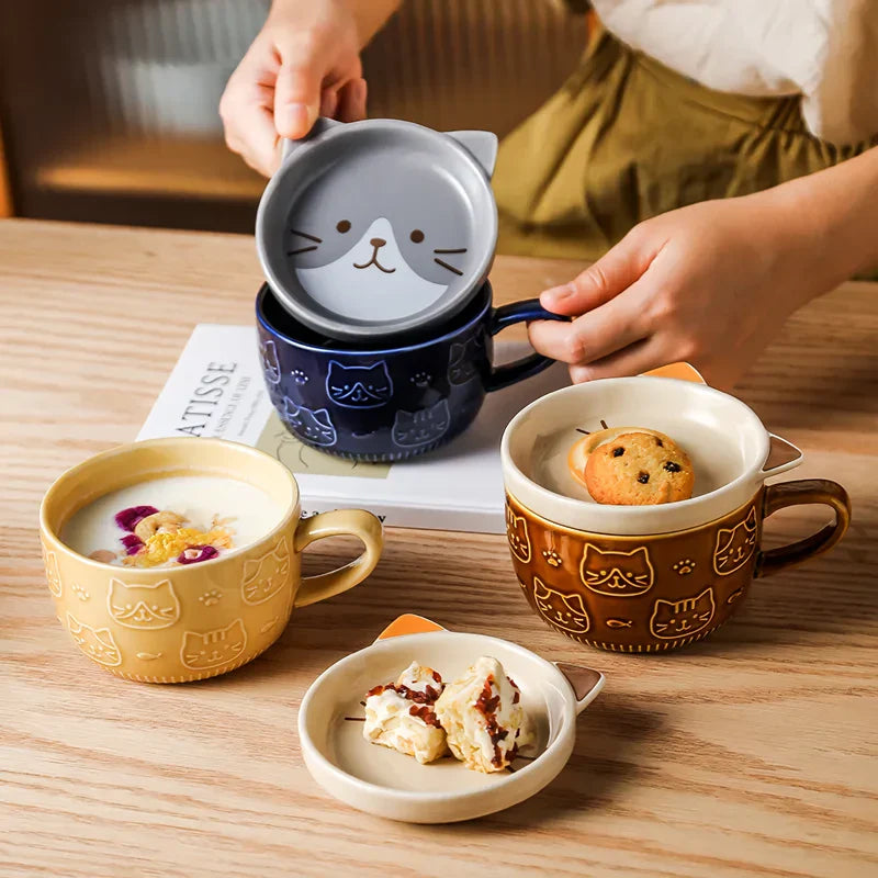 Cartoon Animal Coffee Mug with a charming cat design, perfect for enjoying hot drinks like coffee, tea, or hot chocolate in the mornings.