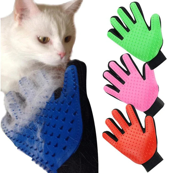 Premium Deshedding Glove for Cats - Effortlessly remove loose fur and dander to keep your home clean and your furry friend looking their best.