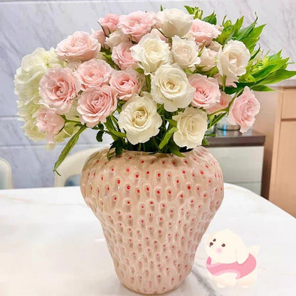 Stylish strawberry-shaped ceramic vase in various colors and sizes, perfect for adding Kiwi charm to your home decor