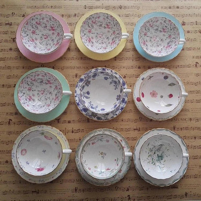 A classic, vintage-inspired ceramic tea set featuring intricate floral patterns and premium materials for an elegant tea experience.