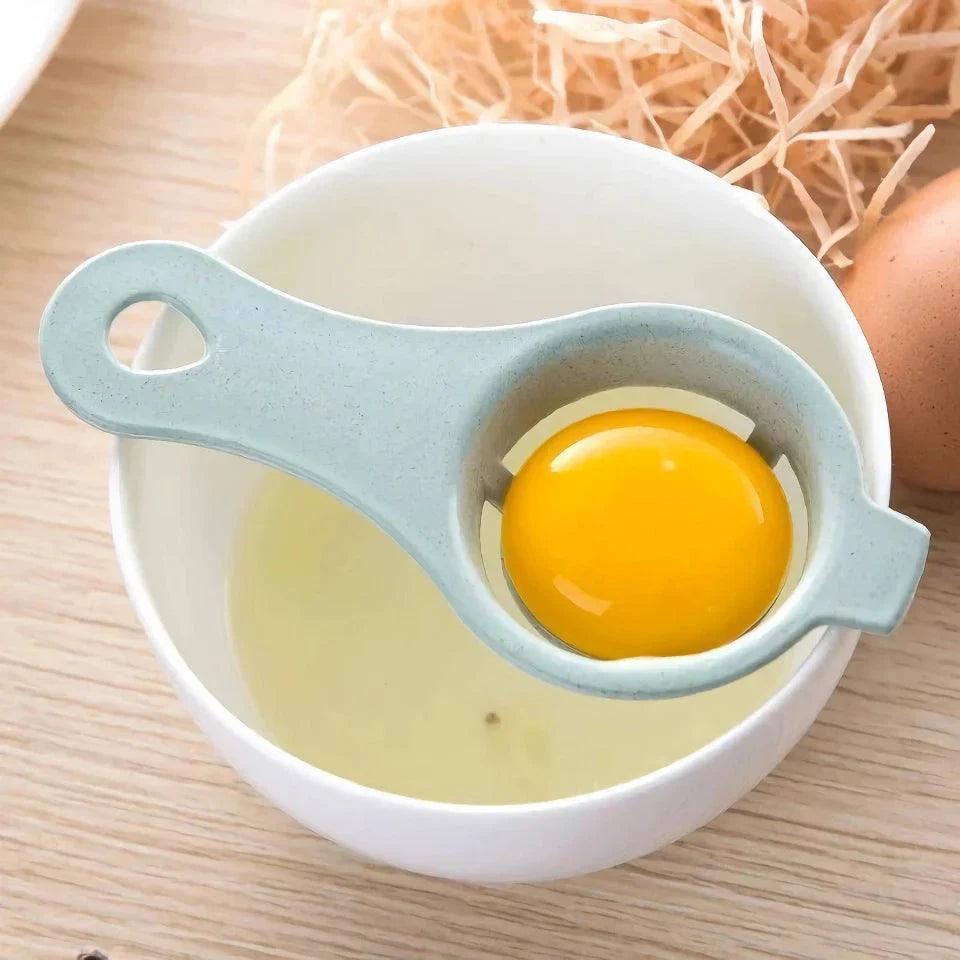 Effortless Egg Separator - A premium Kiwi-designed kitchen tool for precise egg white and yolk separation