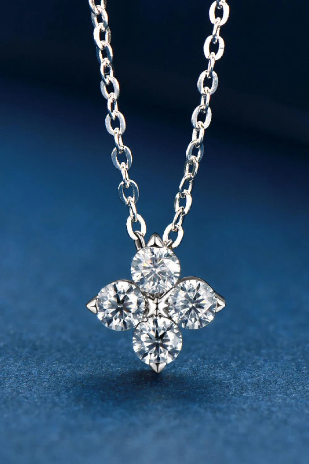 Elegant moissanite four-leaf clover pendant necklace with 925 sterling silver chain