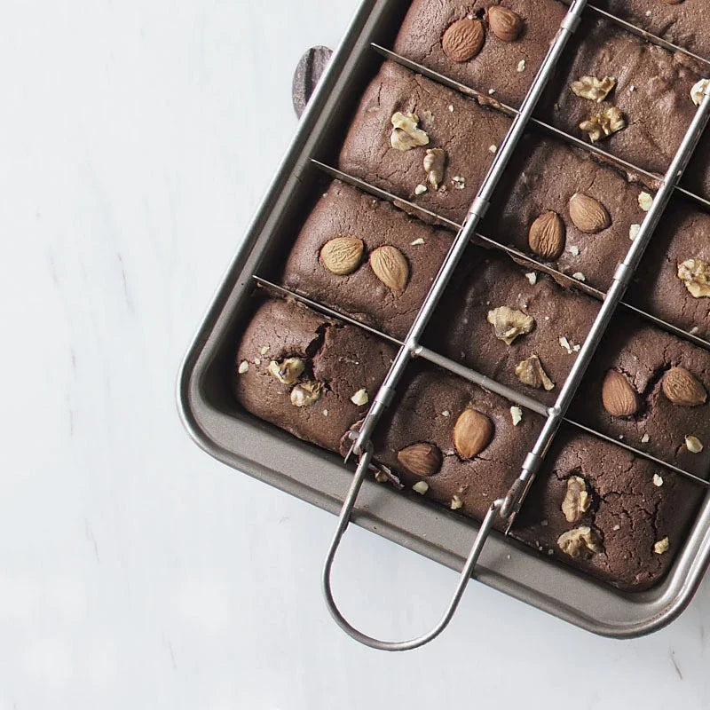 Shopfluxpro NZ Delectable Brownie Baking Pan: Kiwi-Approved Baking Delight