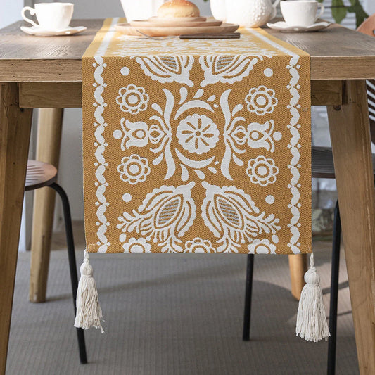 Jacquard Contrasting Color Table Runner with geometric pattern in contrasting colours